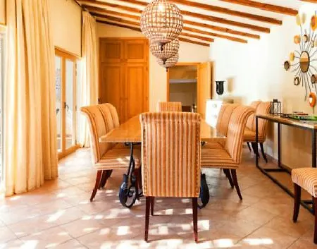Sleeps 5 Pool Air Con Wifi Villa Vale do Lobo