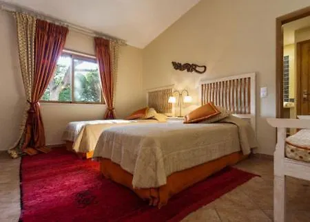 Sleeps 5 Pool Air Con Wifi *